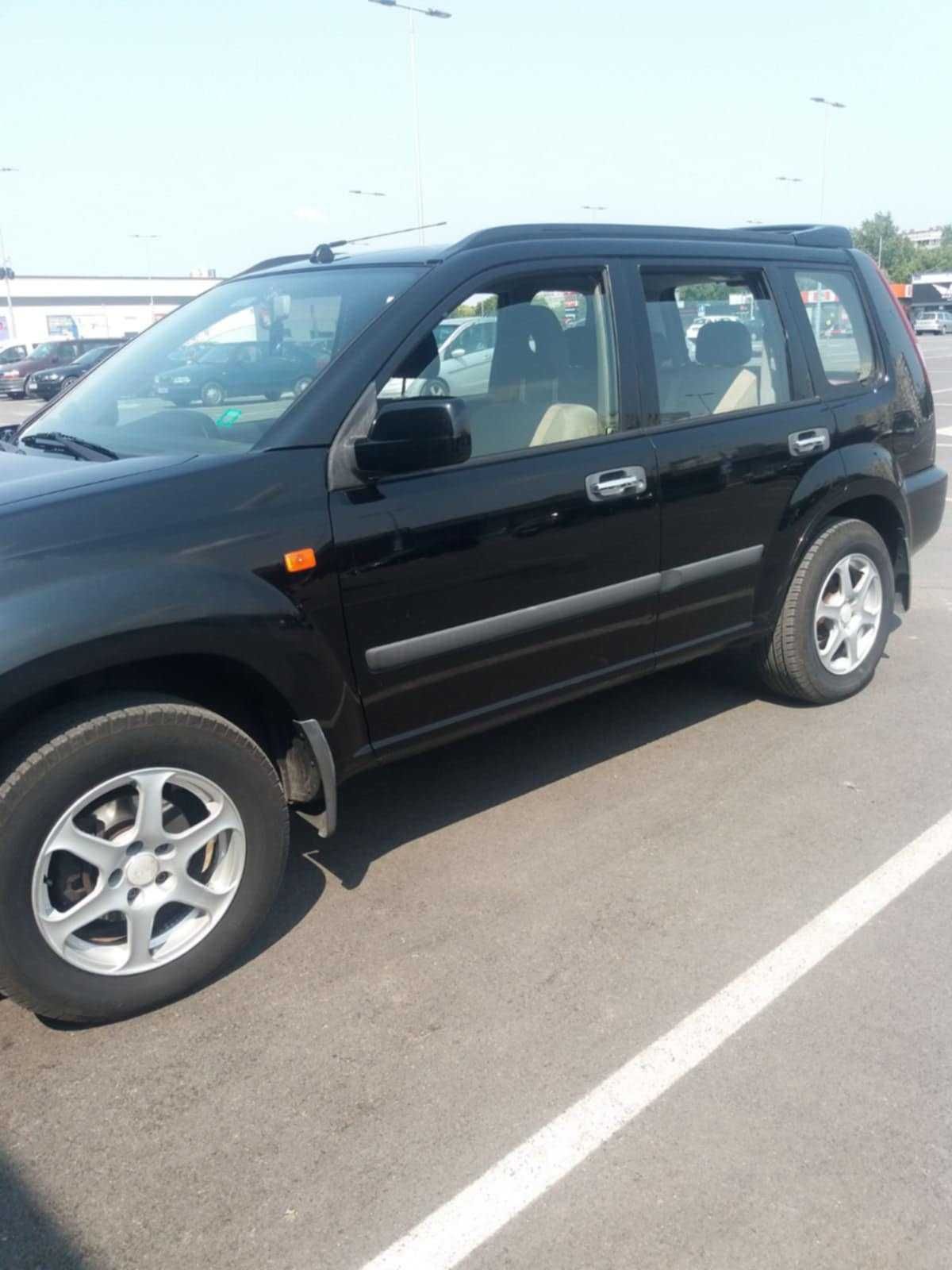 Nissan  X- trail
