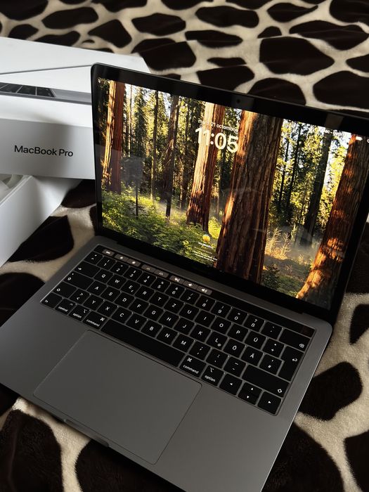 Macbook pro tachbar 2019