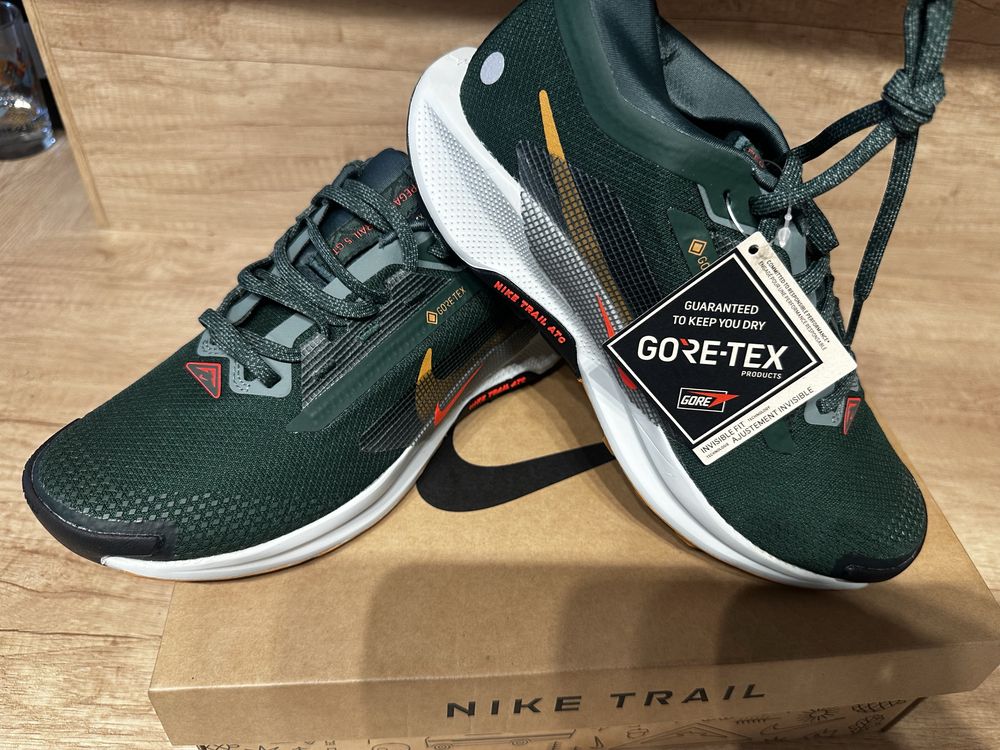 Nike trail Atc 5 .