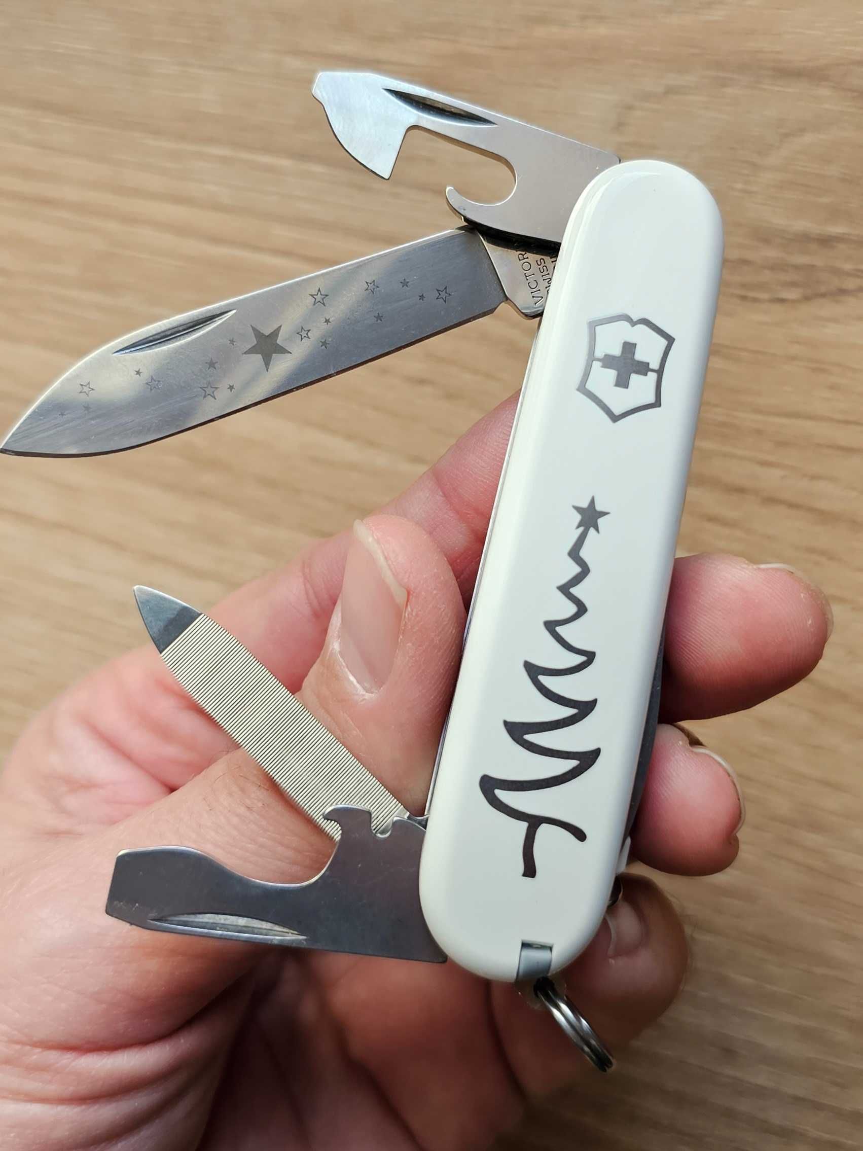Victorinox Mercedes-Benz и лимитирани модели