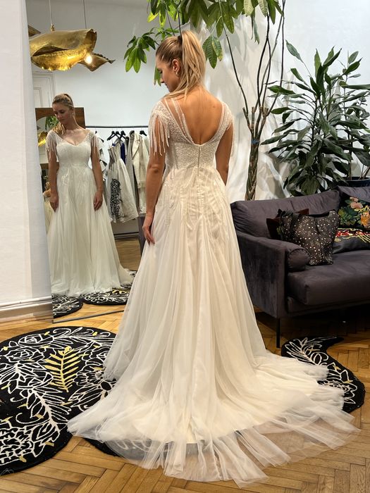 Rochie de mireasa , by Oana Lupas