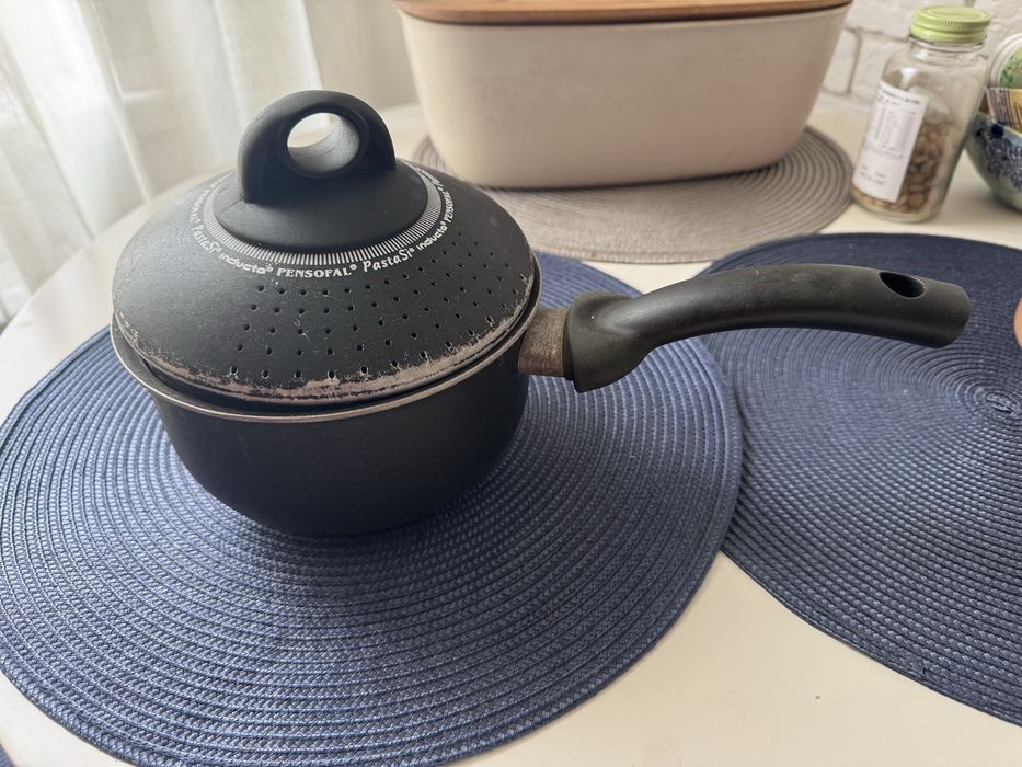 Кастрюля ковш с крышкой б/у