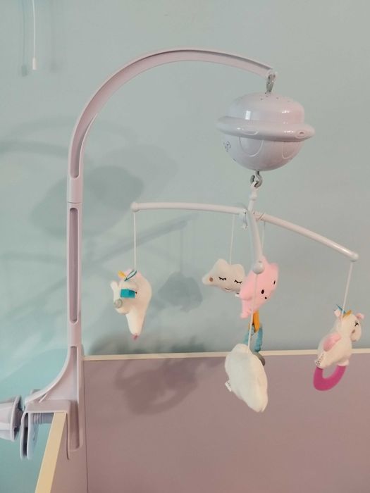 Бебешка  музикална играчка за кошара