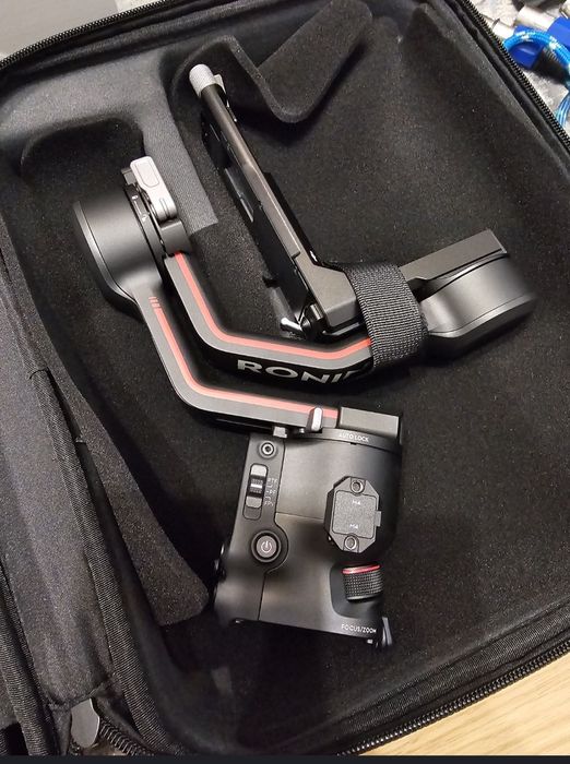 Vand Sony A7 IV cu 4.689 cadre