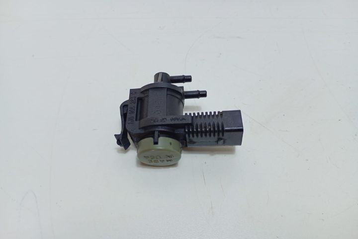 Supapa vacuum 1J0906283C Volkswagen VW Bora prima generatie seria