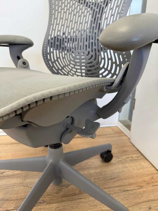 Refurbished Herman Miller Mirra Grey Shadow