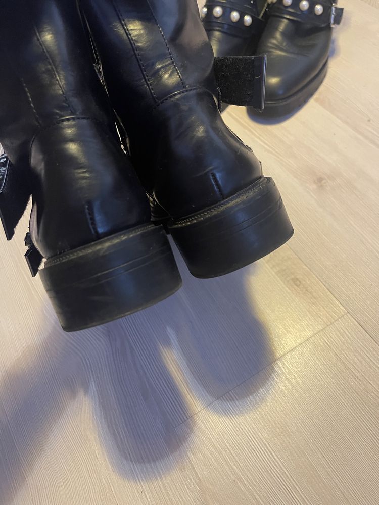 Zara Boots / real leather / size 39