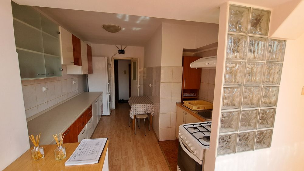 Proprietar, Astra, 3 camere, decomandat
