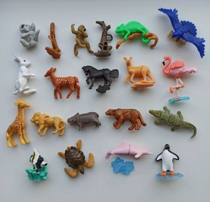 Transport gratuit! Colectii kinder complete Natoons