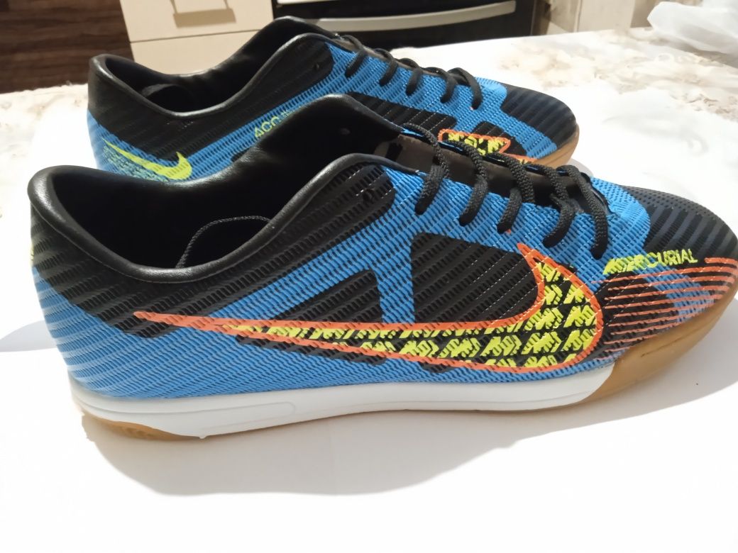Новые Футзалки x Сороконожки NIKE Mercurial original