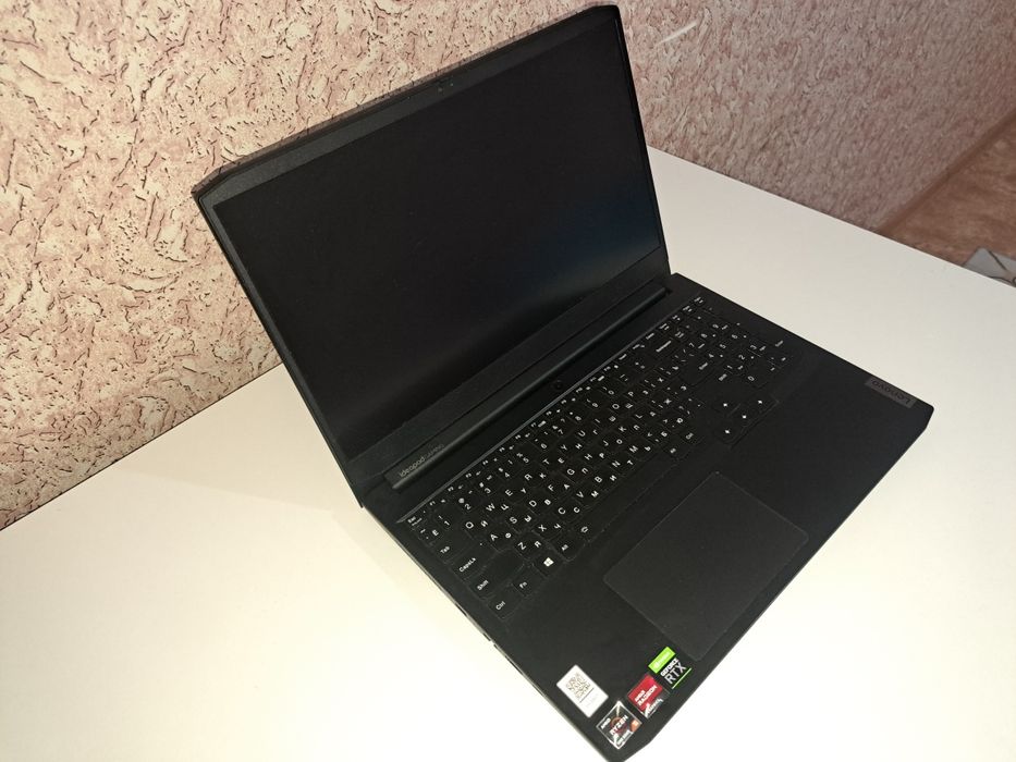 Игравой ноутбук Lenovo