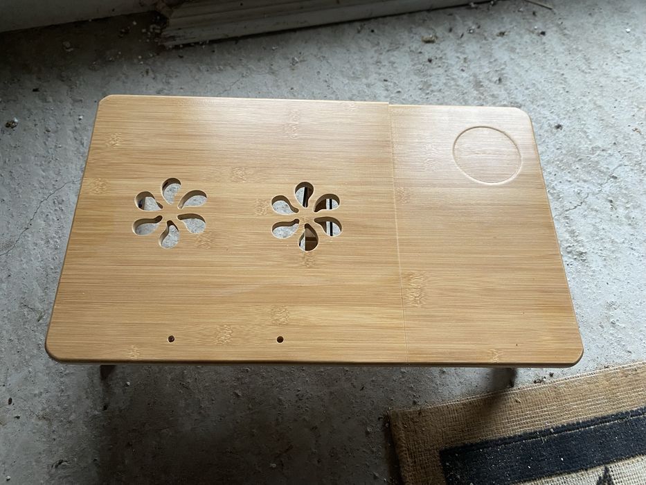 Masuta pliabila pentru laptop