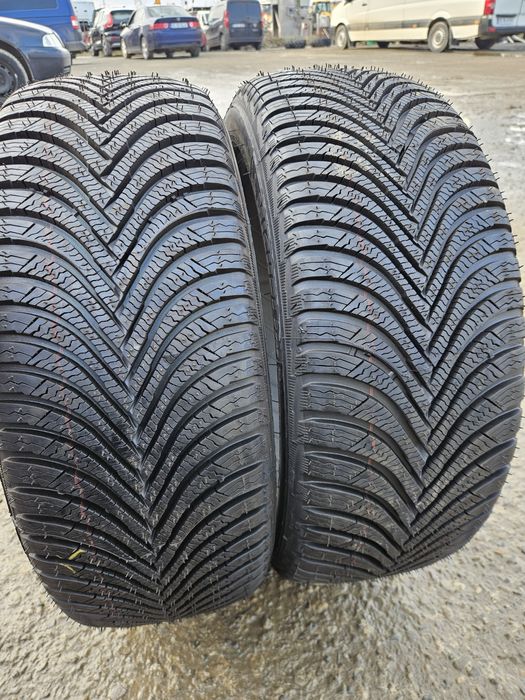 Vând anvelope iarna Noi 205/45/17 205/45r17 MICHELIN