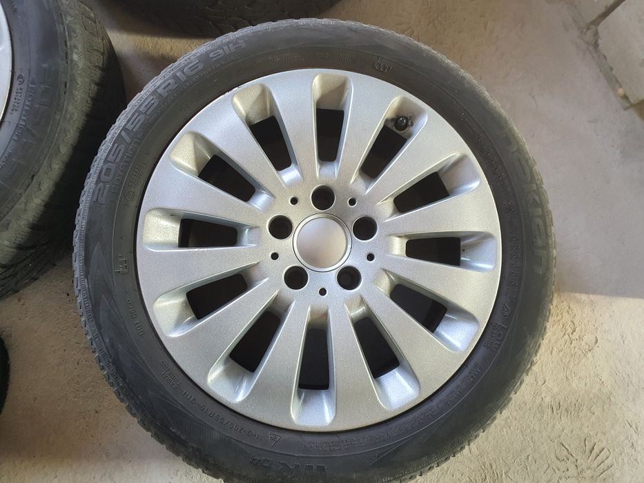 Vand Jante Mercedes pe 16.