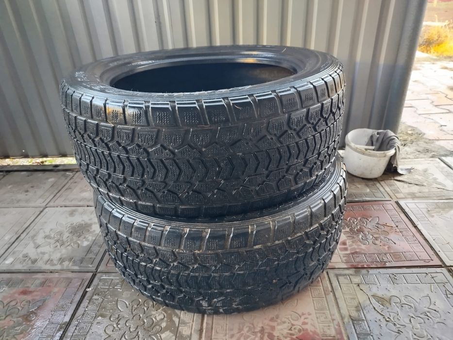 Продам зимную резину р20
