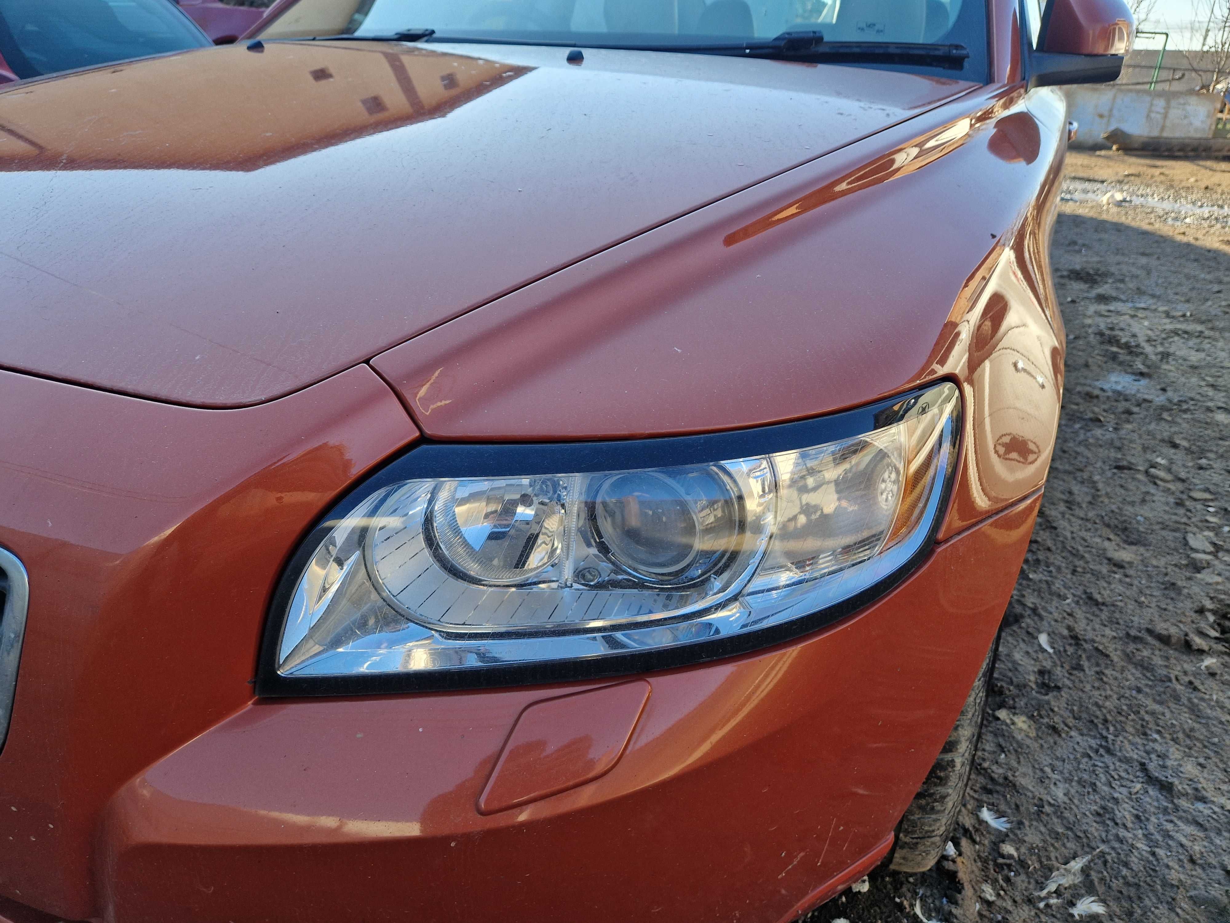 Dezmembrez volvo s40 v50