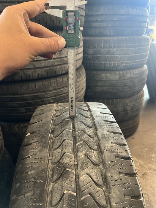 Гуми за бус 235/65/16 goodyear ultra grip
