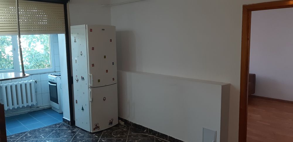 Inchiriez Apartament
