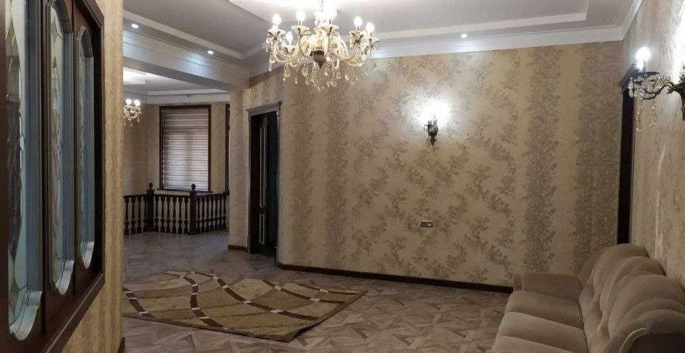 Сатилади Ракатбоши*3,8 сотки*7 комнат бассейн
