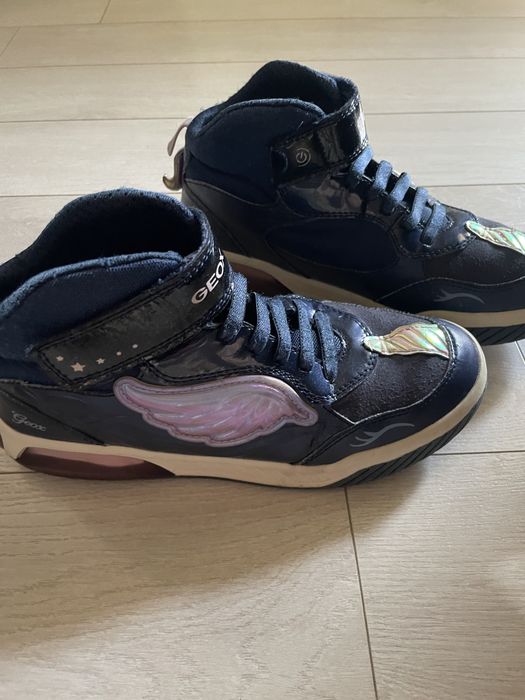 Geox 36 р Светещи кецове