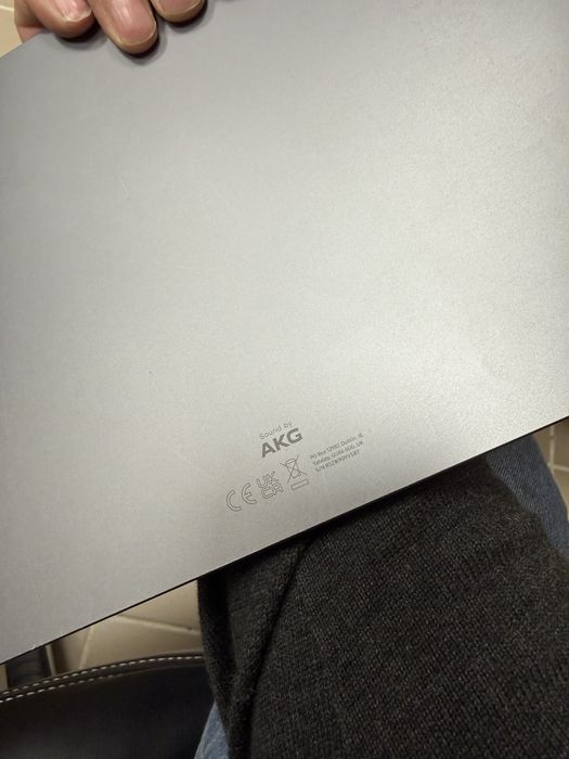 Таблет Samung Galaxy Tab S9 FE Plus + 8/128gb отличен