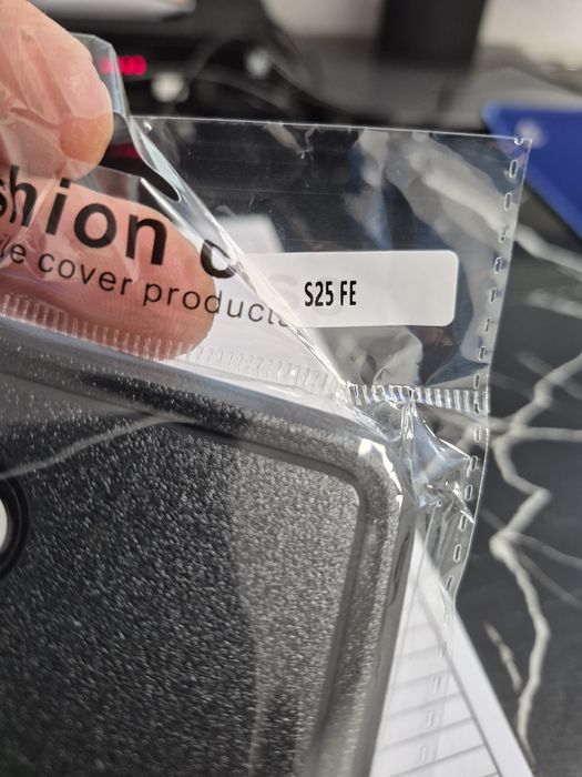 Кейс Самсунг S 25 FE