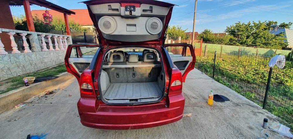 Vând sau schimb Dodge caliber