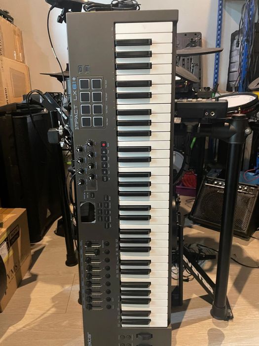MIDI клавиатура Nektar Impact LX61+