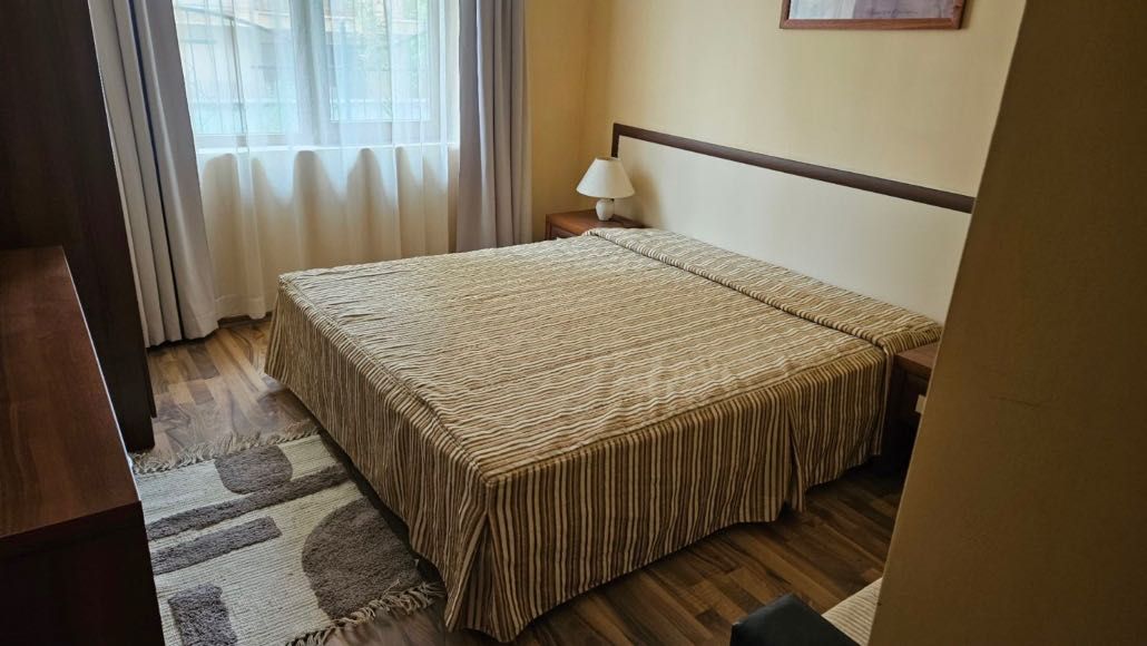 Тристаен апартамент в к.к. Слънчев бряг само на 200 м. от морето
