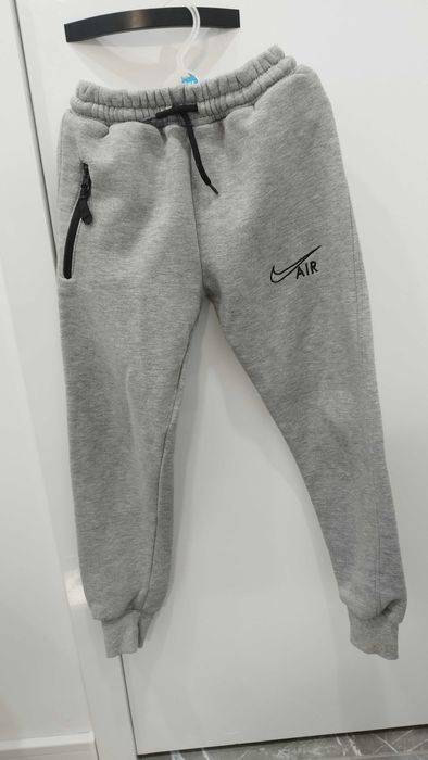 Детски ватиран анцунг Nike размер 122/128