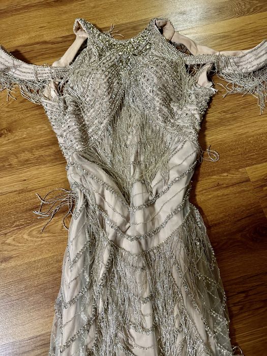 Rochița din franjuri mărgele