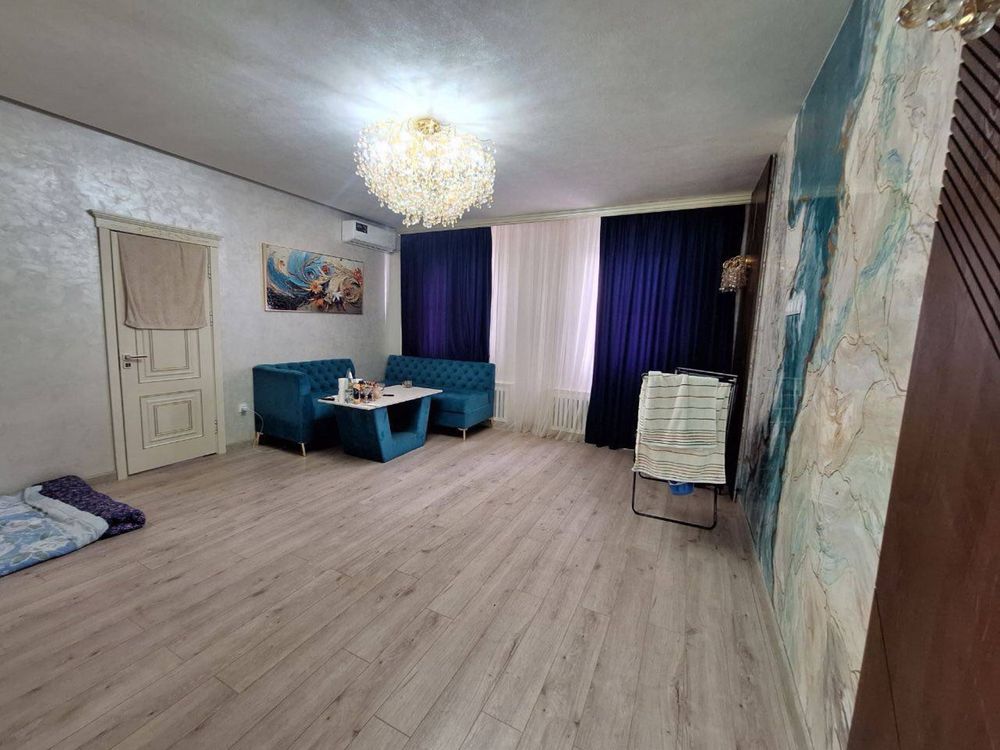 Продаётся Квартира Чиланзар Алгоритм Зархал 3в4/8/9 Площадь 82м2