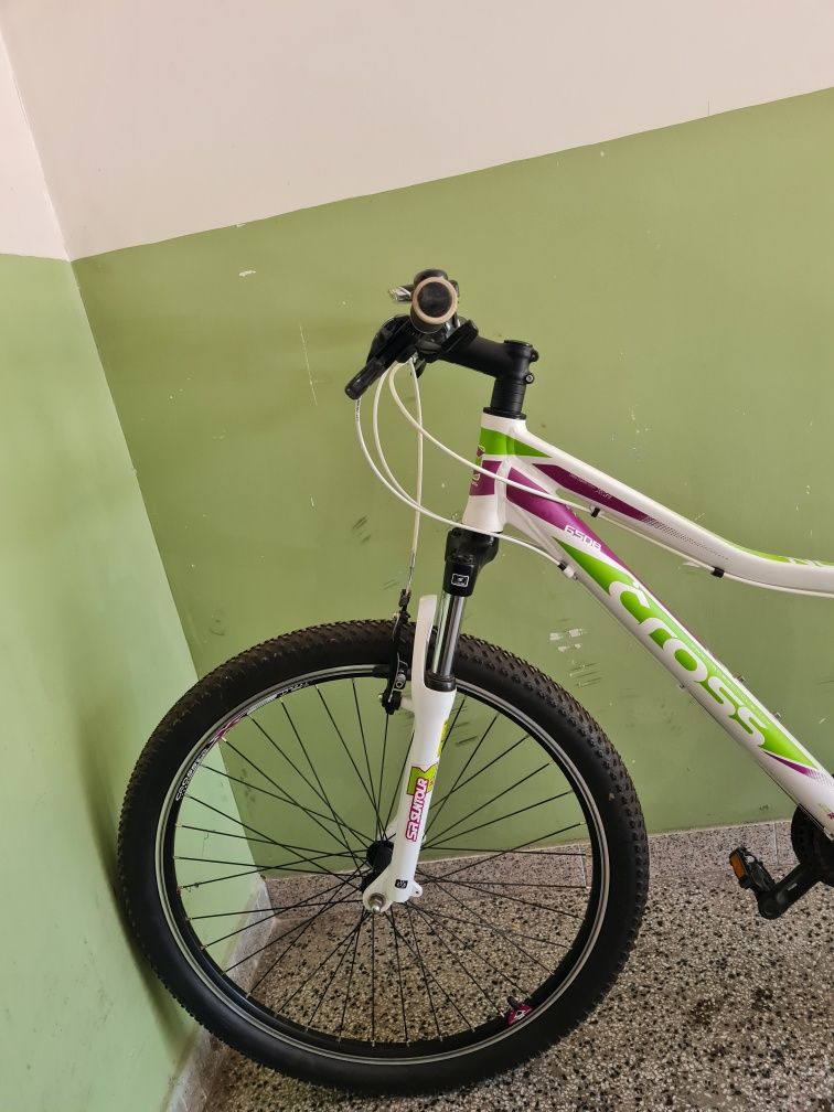 Продавам Cross Fusion 27.5 алуминиев дамски велосипед/колело