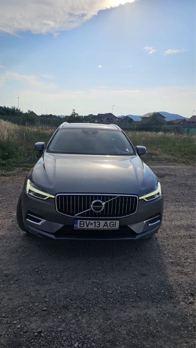 Vand Volvo XC60 culoare gri