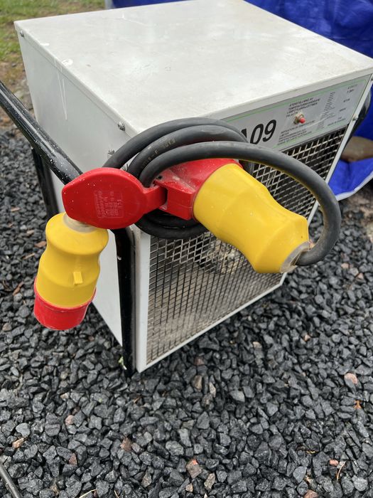 Aerotermă industrială RAW 9000W trifazică, profesională