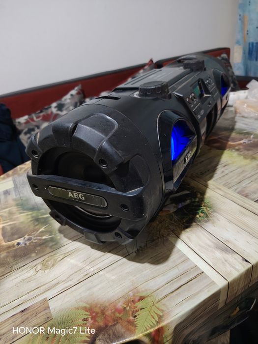 аудио система AEG блутут