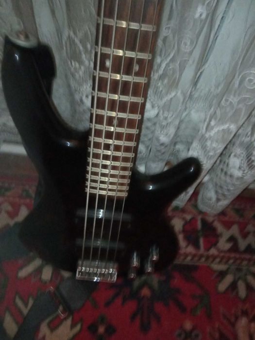 Бас гитара Ibanez