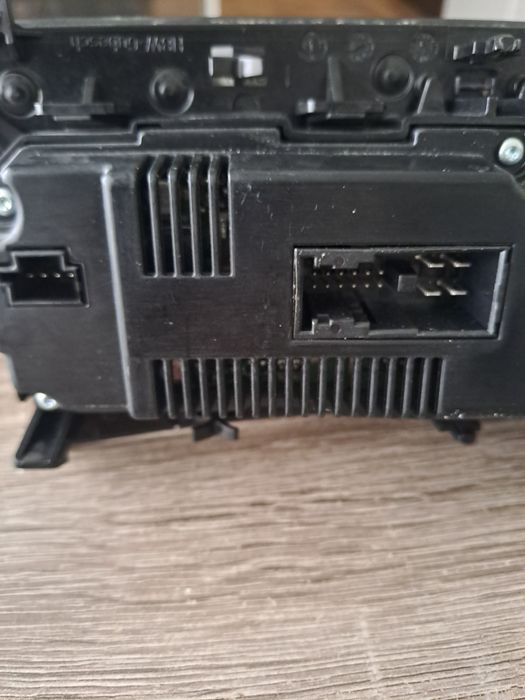 Управление за климатроник за Мерцедес  E  класа W 212