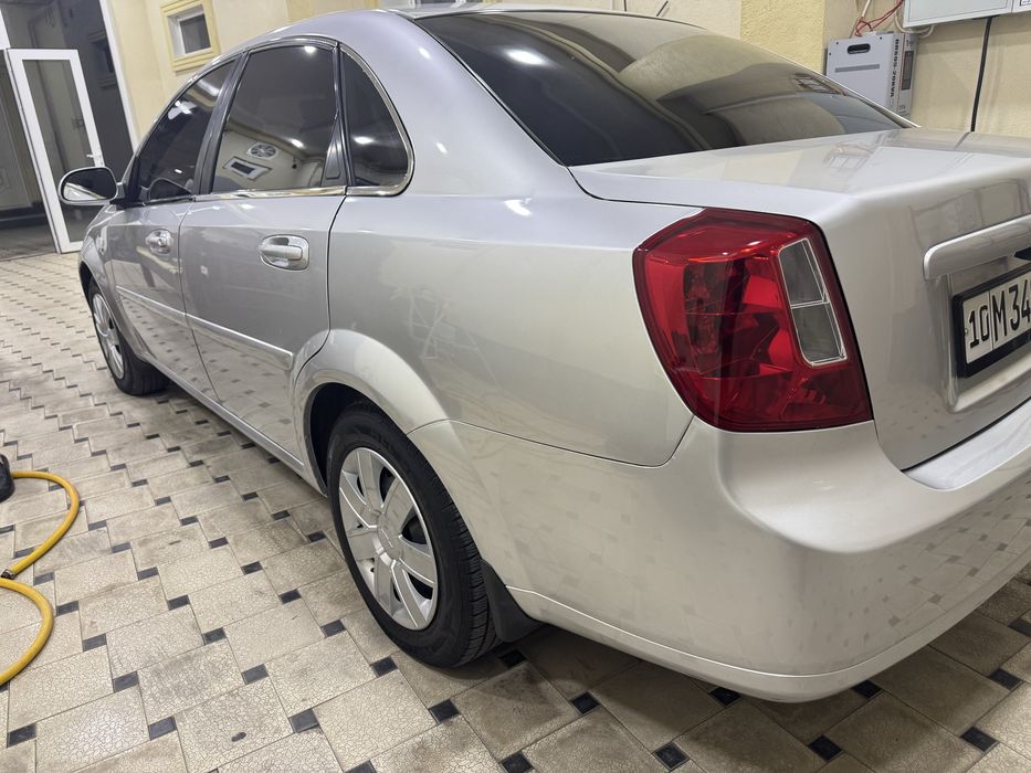 Jentra 2015 yil 2 pazitsa