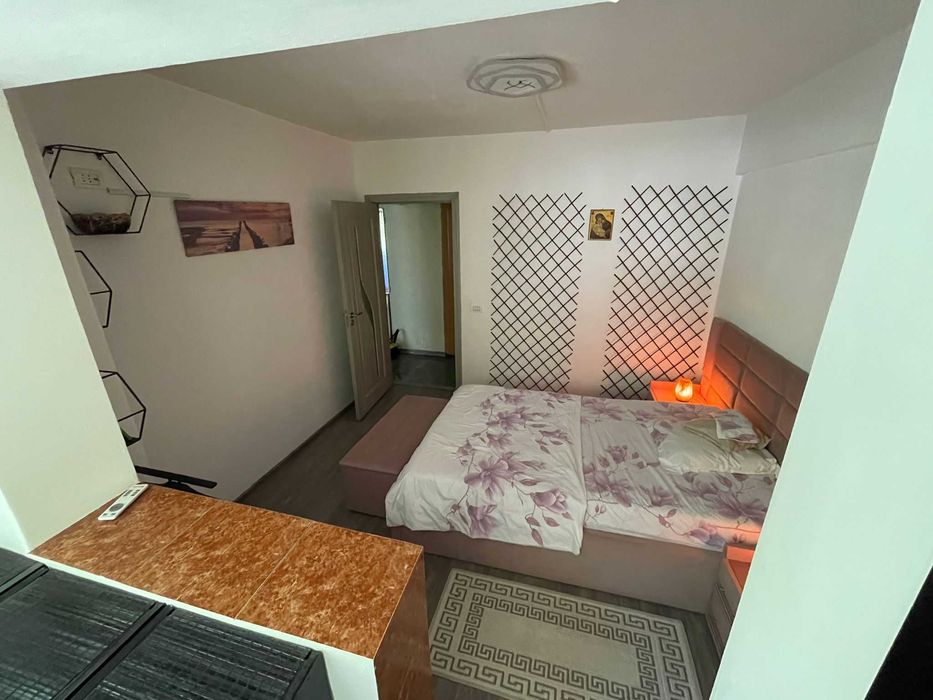 Ap. 3 camere, decomandat, Piata Iancului metrou, centrala proprie