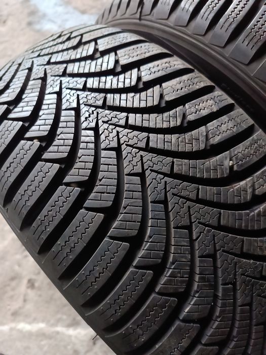 Зимни гуми -16цола -205/50-1бр.-85лв."HANKOOK"-9мм.гр.