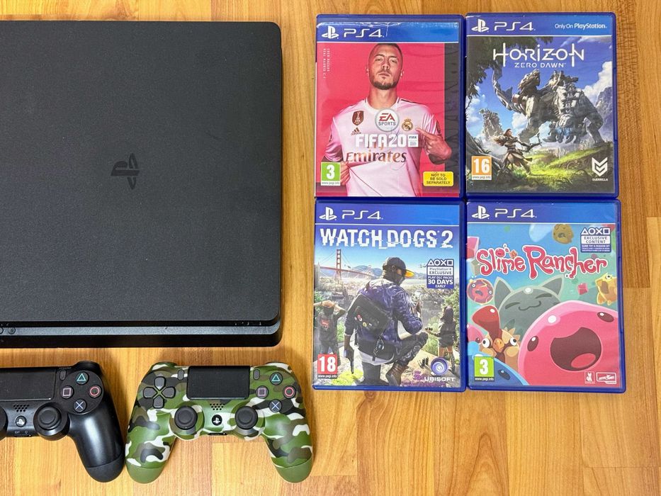 [ PS4 > 1000GB PlayStation 4 Slim с 2 джойстика и 4 игри