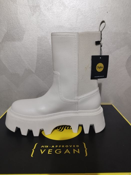 Bocanci(cizme) femei buffalo