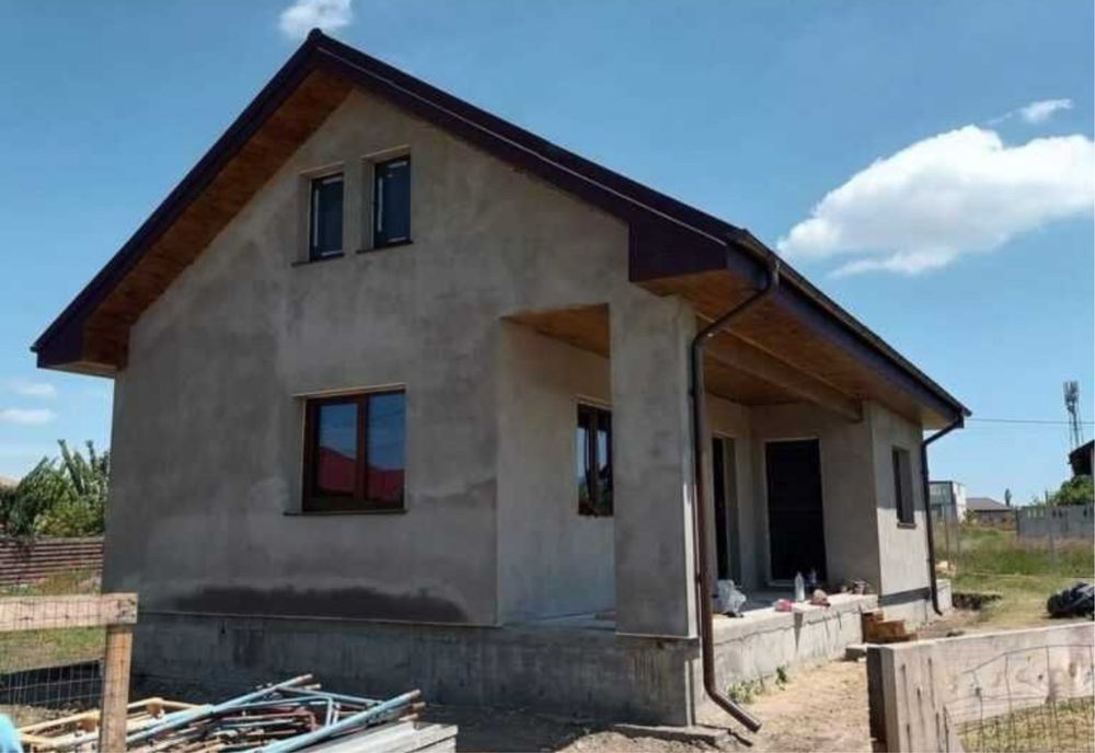 Case si casute pe structura metalica la super pret