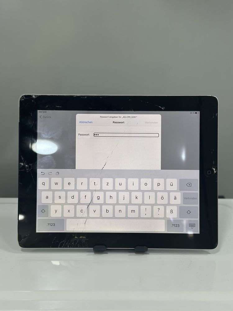 Продаю ipad 4 на запчасть