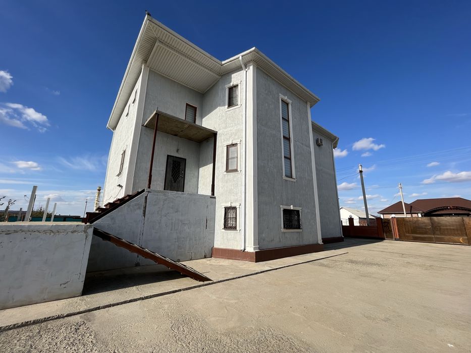 Продается 3х коттедж