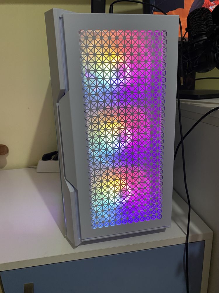Гейминг компютър RTX 3060 Ti, Ryzen 5 5600x, 16GB RAM + гаранция