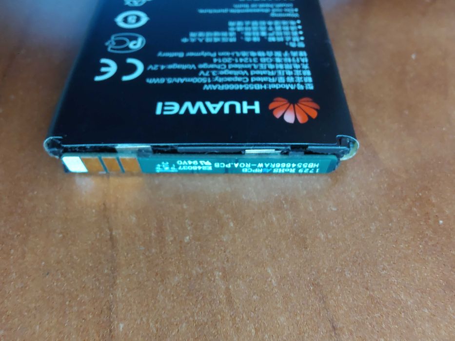 Modem Router WiFi mobil cartela SIM 4G LTE Vodafone R215 necodat