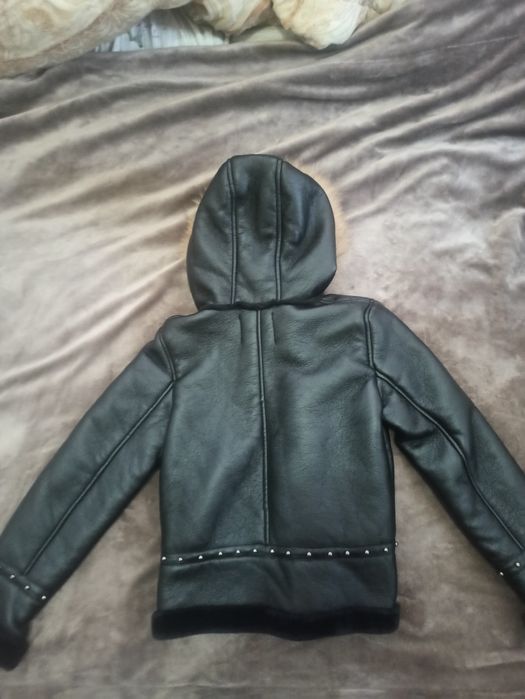 Куртка кожаная женская!