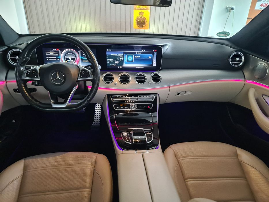 Vand Mercedes e43 AMG 4matic 3.0i BI-TURBO, full option, ireproșabil